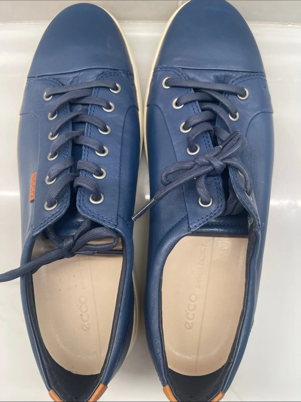 Men’s Ecco Navy Leather Lace-Up Sneaker with Cream Sole Size 47  (US 12 D) NEW